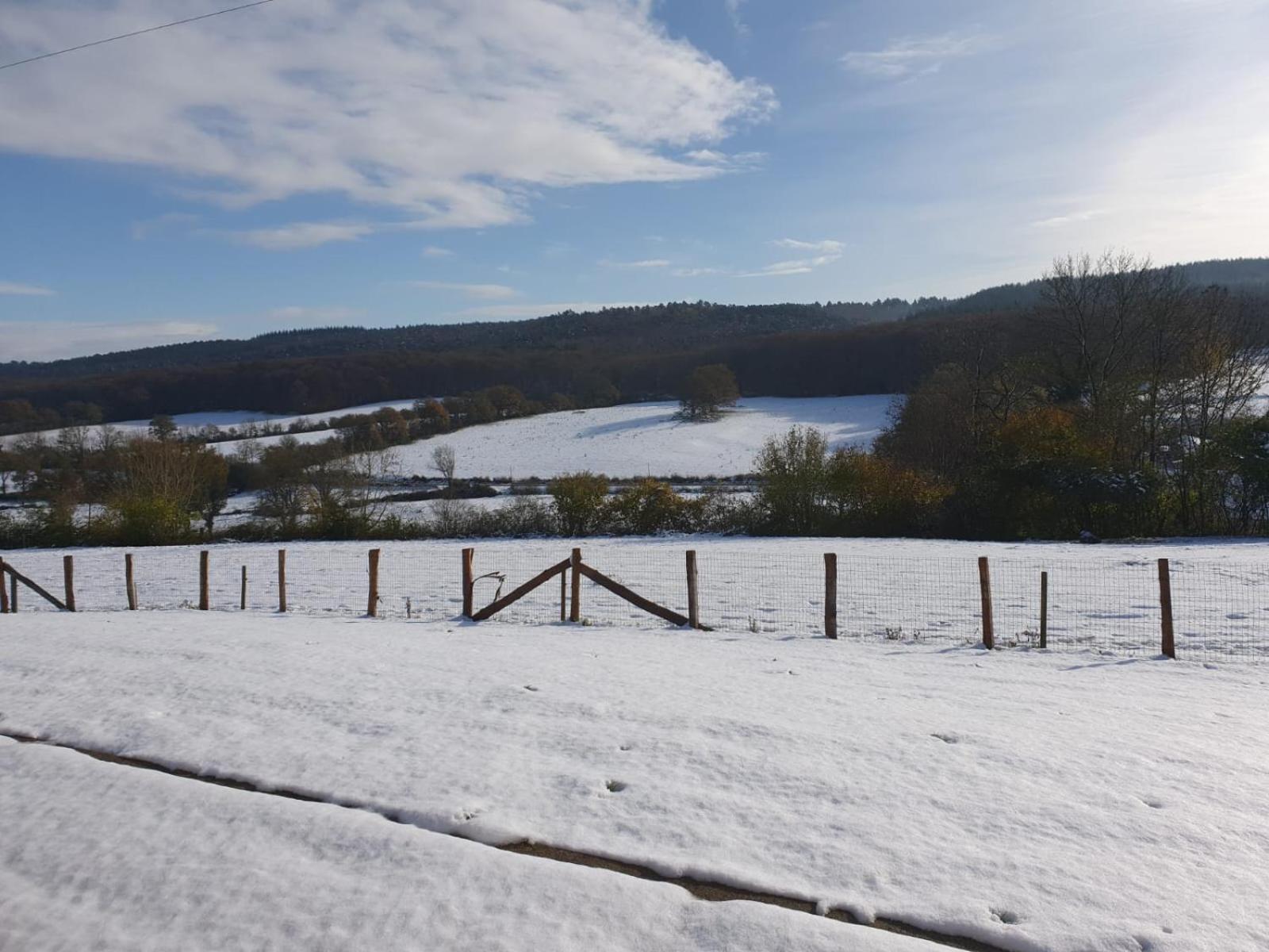 Gite Avec Vue Panoramique, Ideal Pour Un Weekend ! Mont-Saint-Jean  외부 사진